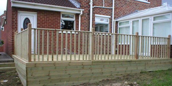 recent supply and installation of garden decking in radstock